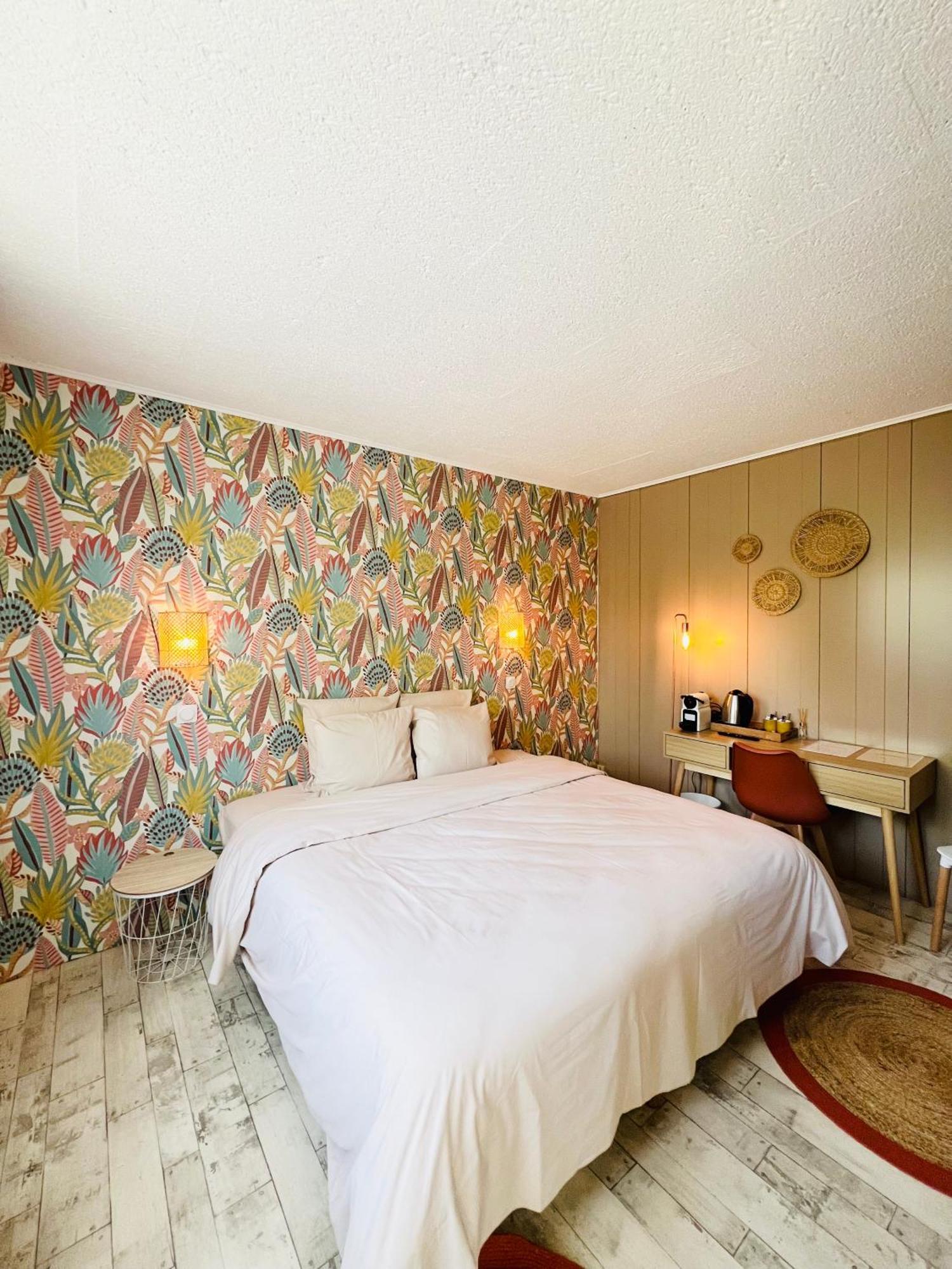 Motel Les Broussailles Mesves-sur-Loire Bagian luar foto
