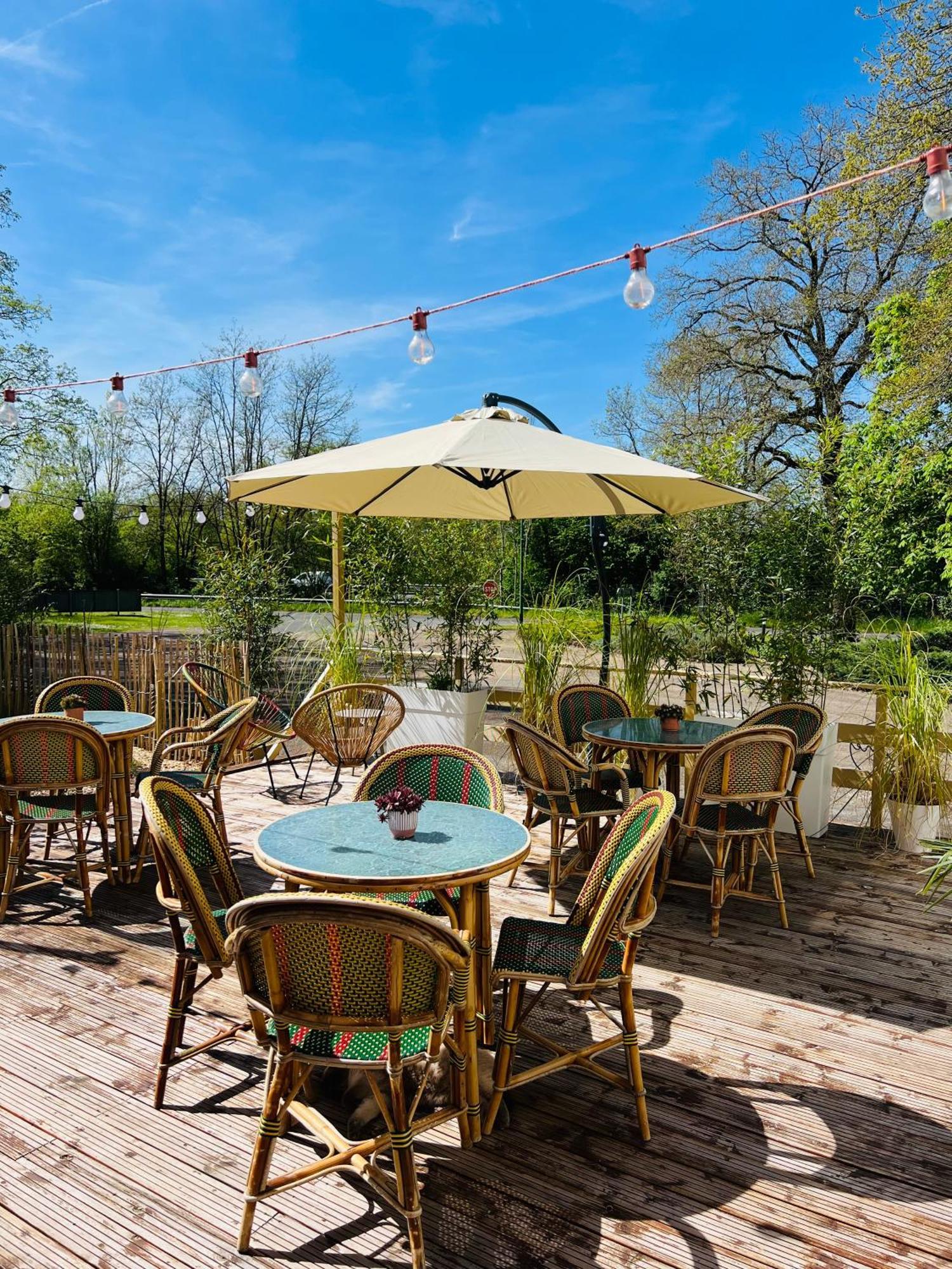 Motel Les Broussailles Mesves-sur-Loire Bagian luar foto