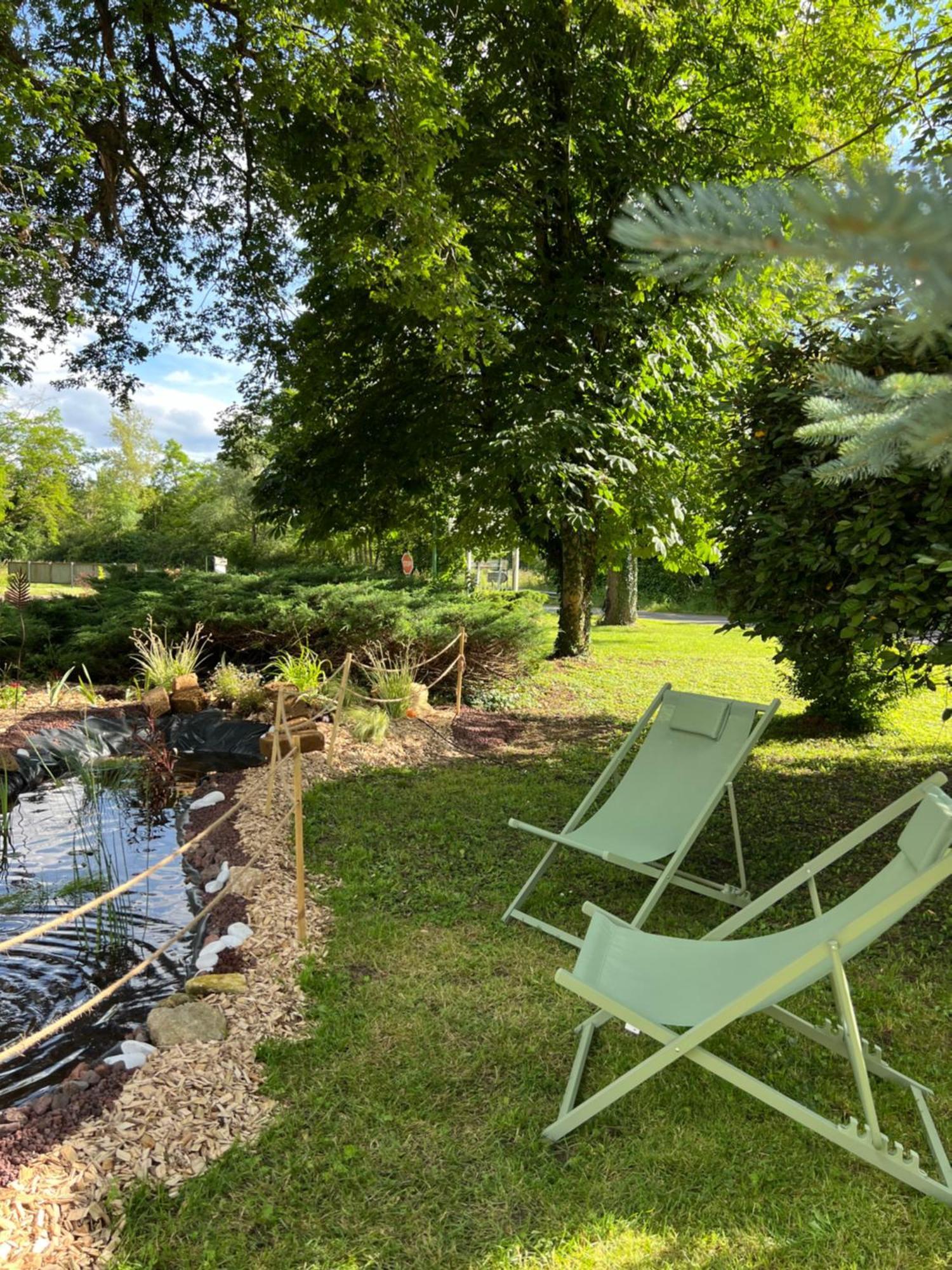 Motel Les Broussailles Mesves-sur-Loire Bagian luar foto