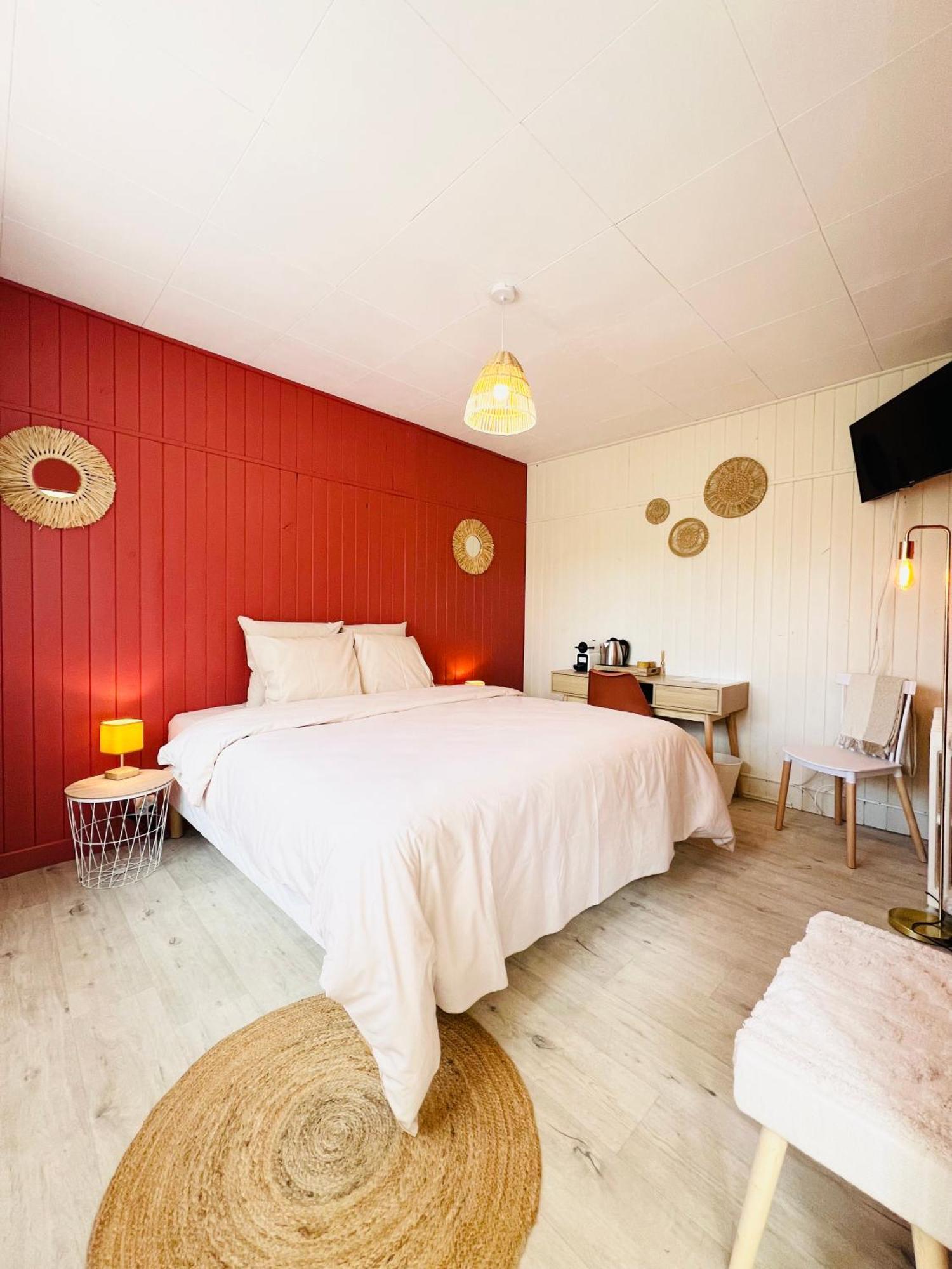 Motel Les Broussailles Mesves-sur-Loire Bagian luar foto