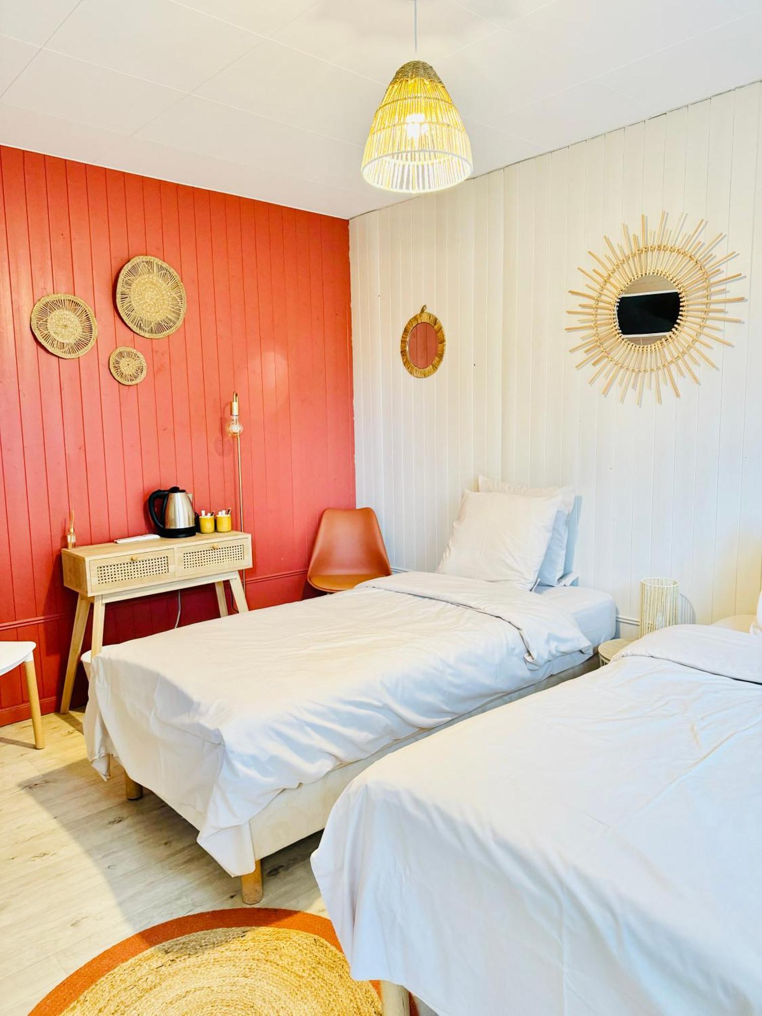 Motel Les Broussailles Mesves-sur-Loire Bagian luar foto